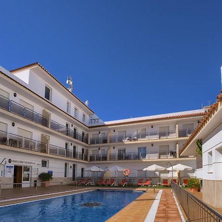 Hotel Apartamentos Loto Conil Conil De La Frontera Exterior foto
